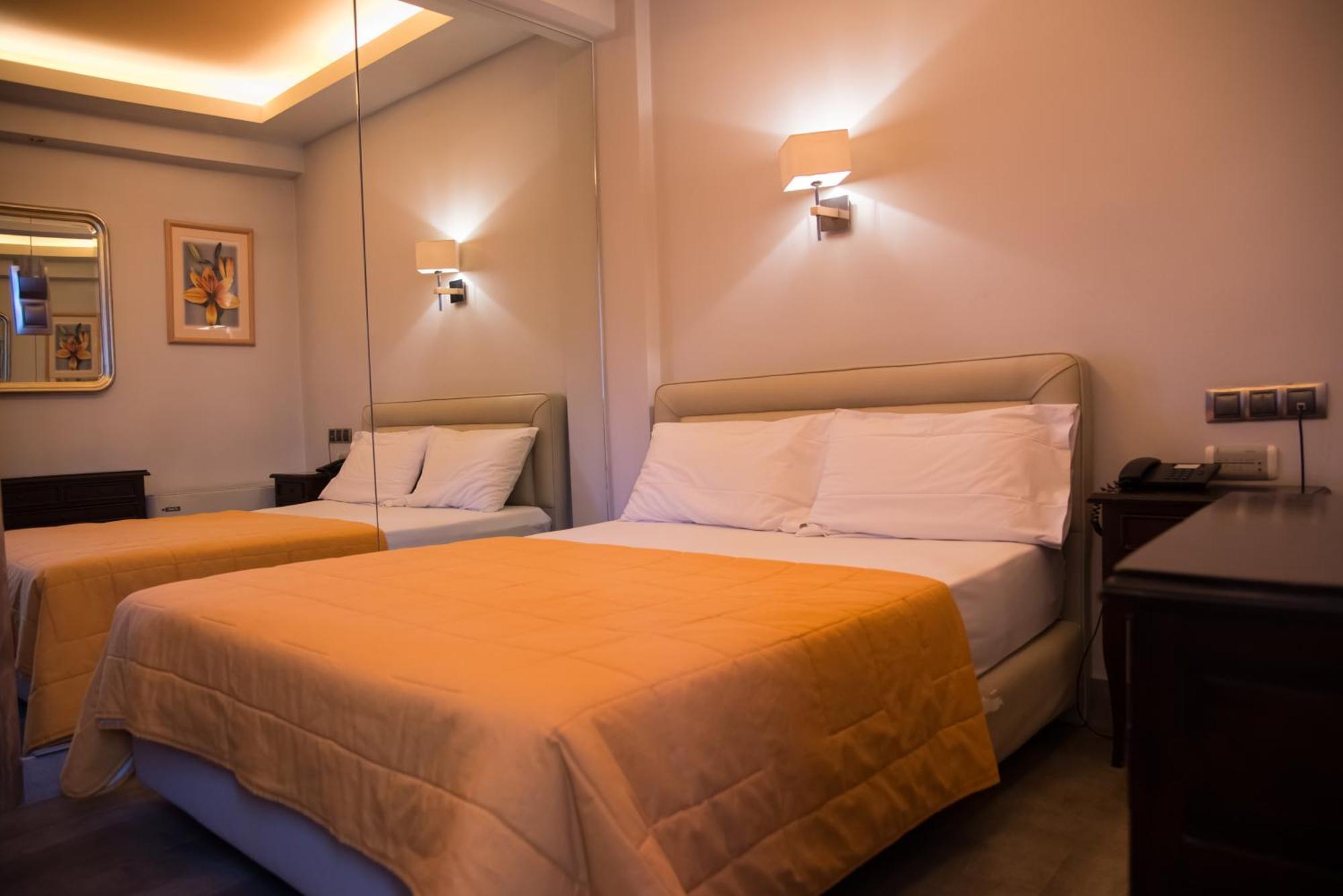 Hotel Maroussi Афины Экстерьер фото