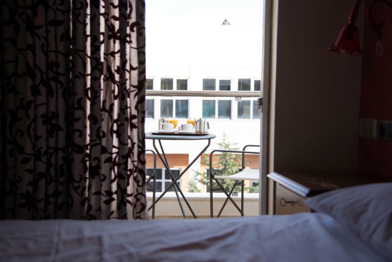 Hotel Maroussi Афины Экстерьер фото