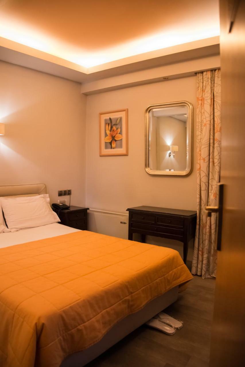 Hotel Maroussi Афины Экстерьер фото