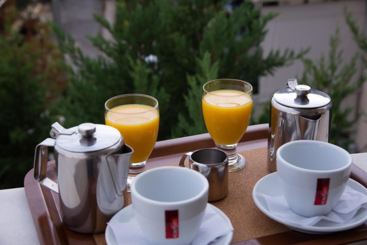 Hotel Maroussi Афины Экстерьер фото