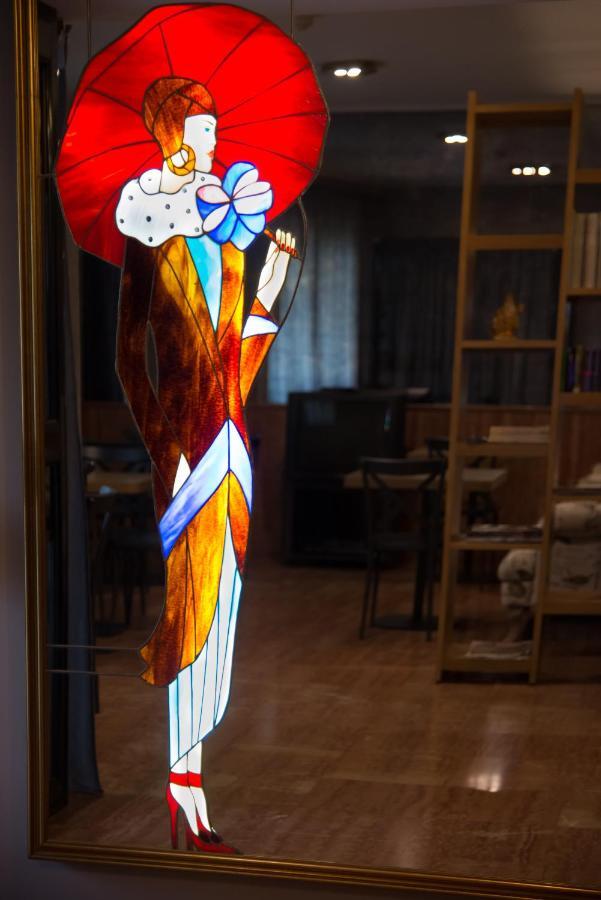 Hotel Maroussi Афины Экстерьер фото